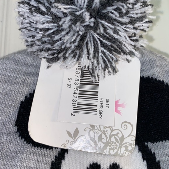 Disney Beanie. NWT. - Picture 3 of 7